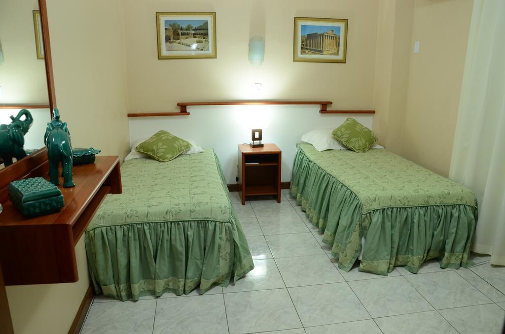 אורוגוואינה Fares Turis Hotel מראה חיצוני תמונה